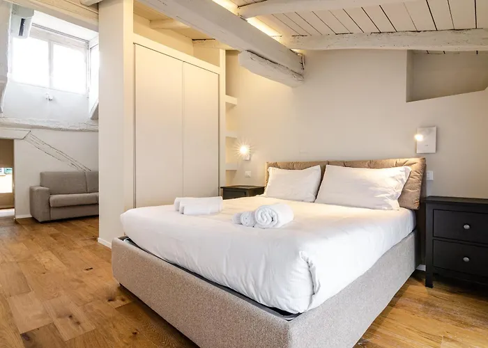 Portanova Loft 公寓 *