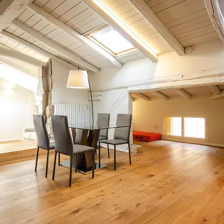 דירה Portanova Loft