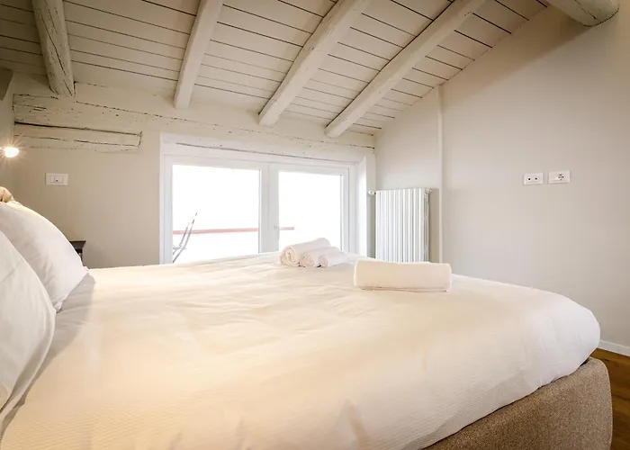 דירה Portanova Loft